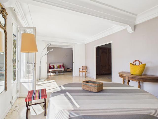 Vente Appartement 5 pièces 136.04 m2 Avignon