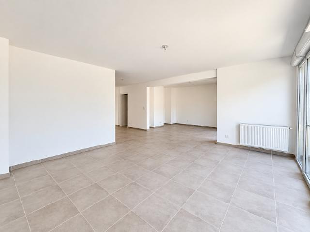 Vente Appartement 5 pièces 136.5 m2 Six Fours les Plages