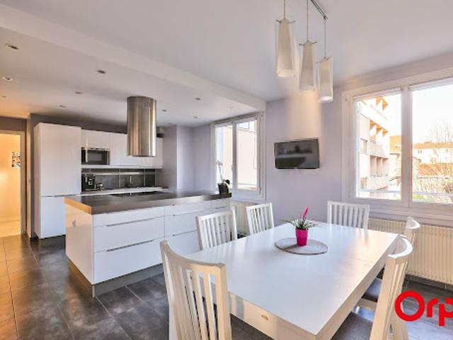 Vente Appartement 5 pièces 136 m2 Caluire et Cuire