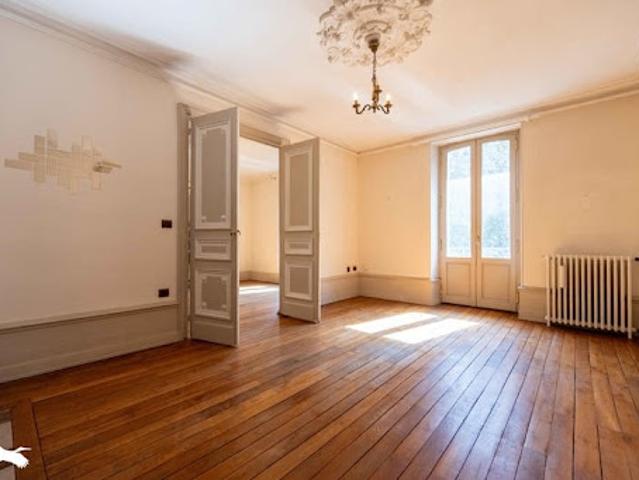 Vente Appartement 5 pièces 137 m2 Bourges