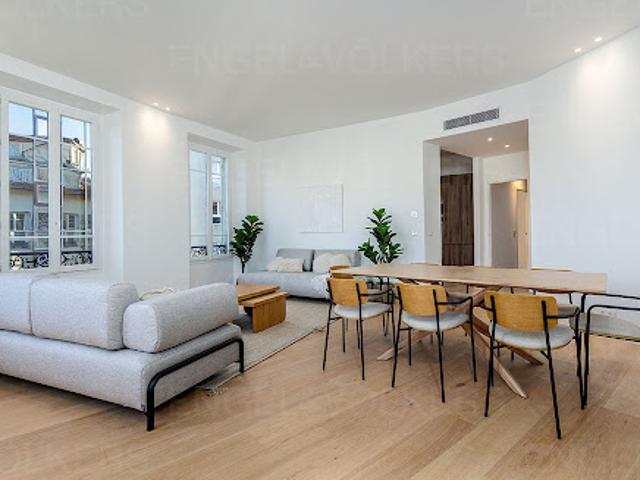 Vente Appartement 5 pièces 137 m2 Nice