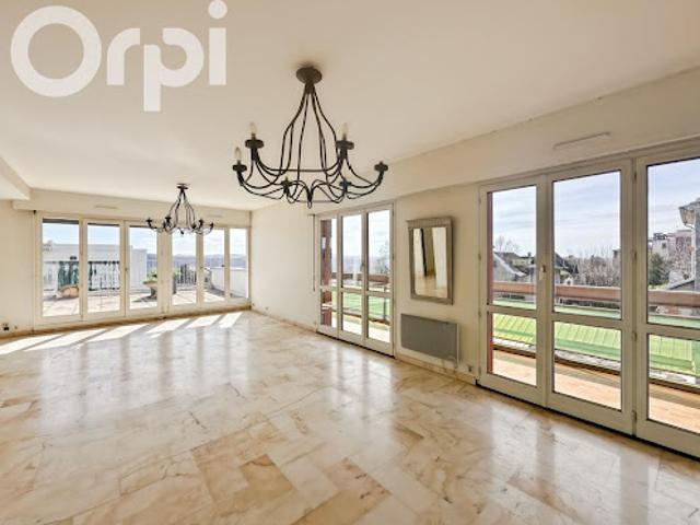 Vente Appartement 5 pièces 138 m2 Aubenas