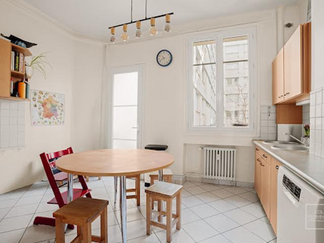 Vente Appartement 6 pièces 139.78 m2 Lyon 6ème