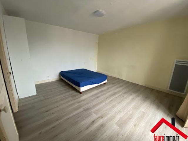 Vente Appartement 5 pièces 140 m2 Juillac