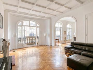 Vente Appartement 5 pièces 141.98 m2 Paris 16ème