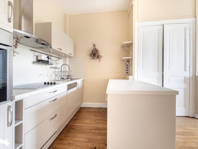 Vente Appartement 5 pièces 142 m2 Limoges