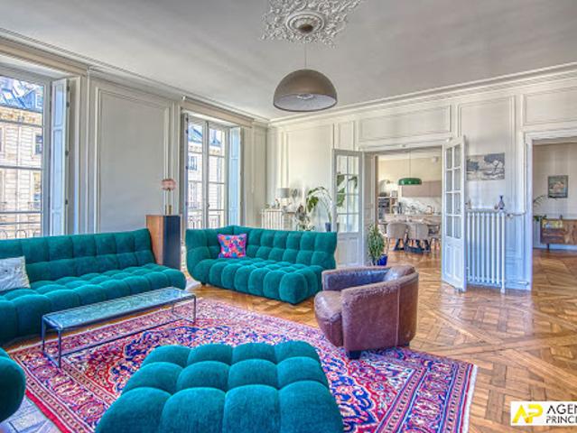 Vente Appartement 5 pièces 142 m2 Versailles