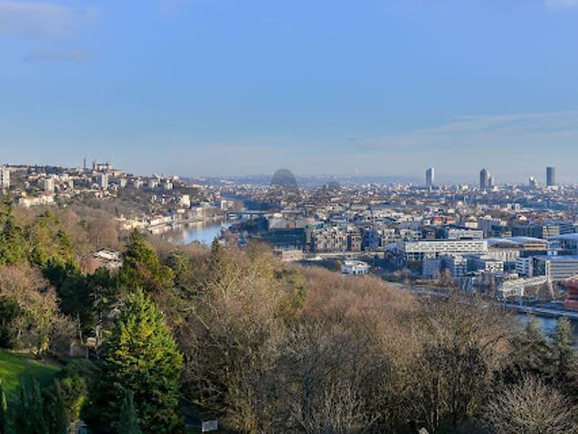 Vente Appartement 5 pièces 143 m2 Sainte Foy lès Lyon