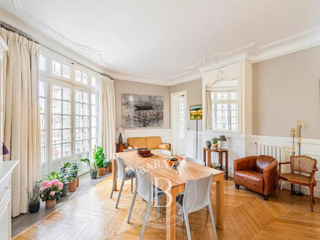 Vente Appartement 5 pièces 144.3 m2 Paris 12ème