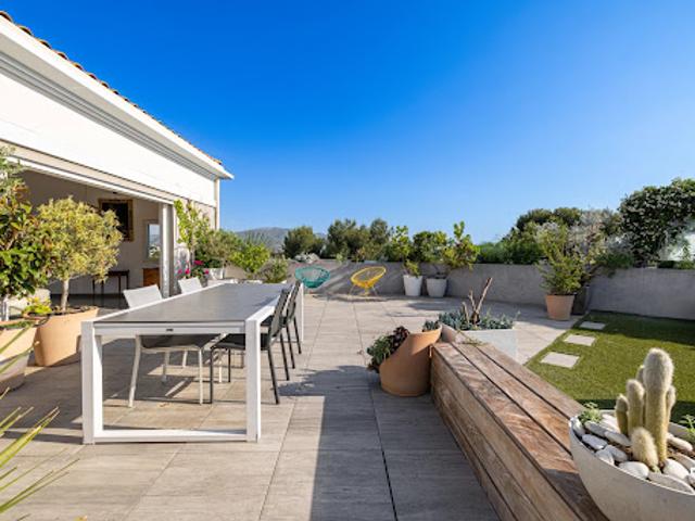 Vente Appartement 5 pièces 145 m2 Marseille 12ème