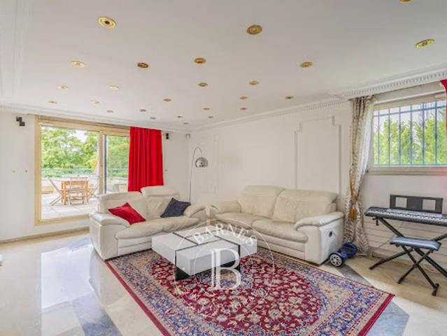 Vente Appartement 5 pièces 146.06 m2 Saint Cloud