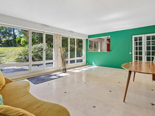 Vente Appartement 5 pièces 150 m2 Nanterre