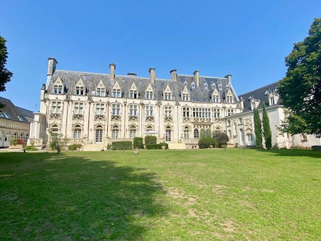 Vente Appartement 5 pièces 151.5 m2 Orleans