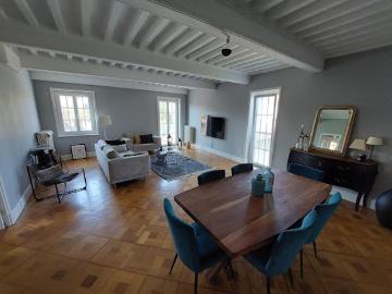 Vente Appartement 5 pièces 151 m2 Pierre benite