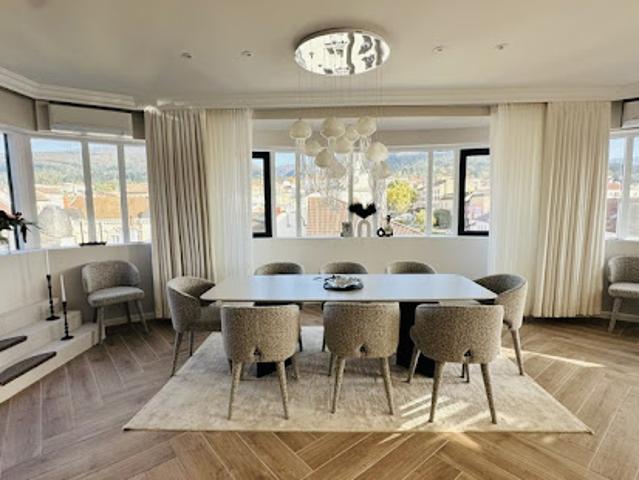 Vente Appartement 5 pièces 153 m2 Oyonnax