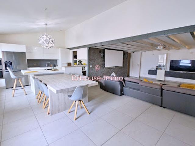 Vente Appartement 5 pièces 155.03 m2 Saint Etienne