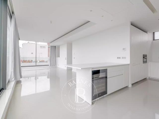 Vente Appartement 5 pièces 159.81 m2 Paris 14ème
