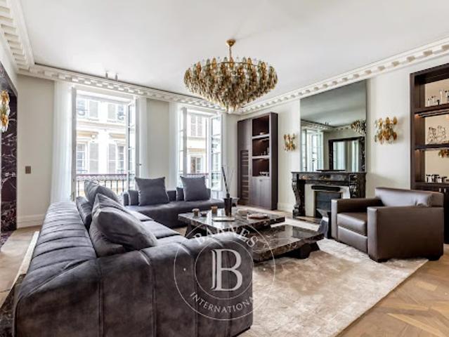 Vente Appartement 5 pièces 162.81 m2 Paris 1er