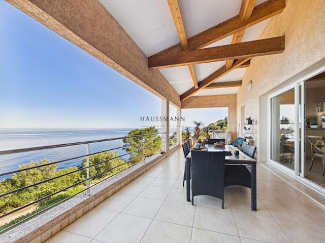 Vente Appartement 5 pièces 164.34 m2 L'Ile Rousse