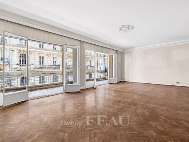 Vente Appartement 5 pièces 165 m2 Marseille 8ème