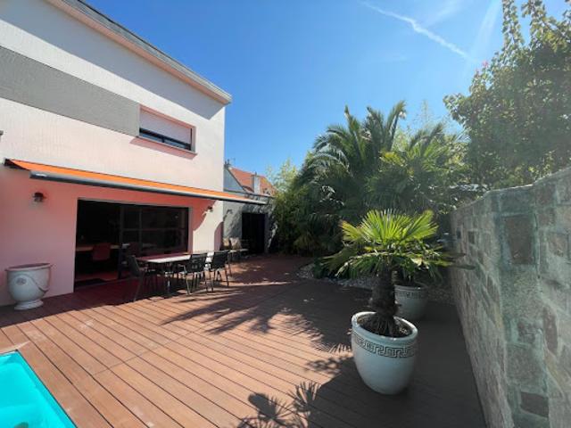 Vente Appartement 7 pièces 165 m2 Vannes