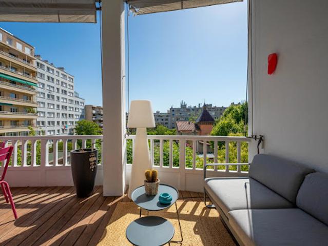 Vente Appartement 5 pièces 170.26 m2 Marseille 8ème