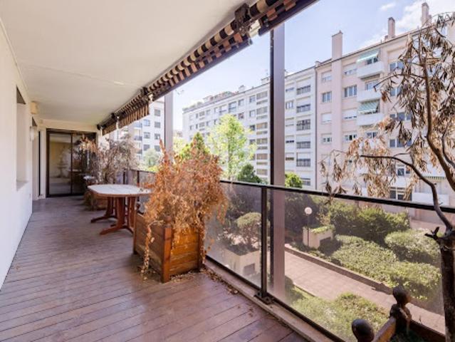 Vente Appartement 5 pièces 170 m2 Lyon 6ème