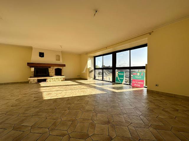 Vente Appartement 5 pièces 179 m2 Mayenne