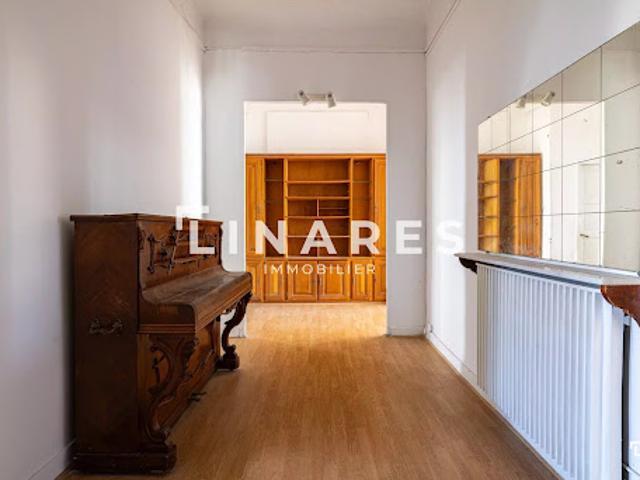 Vente Appartement 5 pièces 188 m2 Marseille 8ème