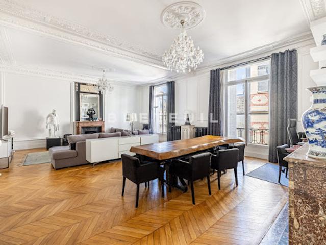 Vente Appartement 5 pièces 188 m2 Paris 16ème