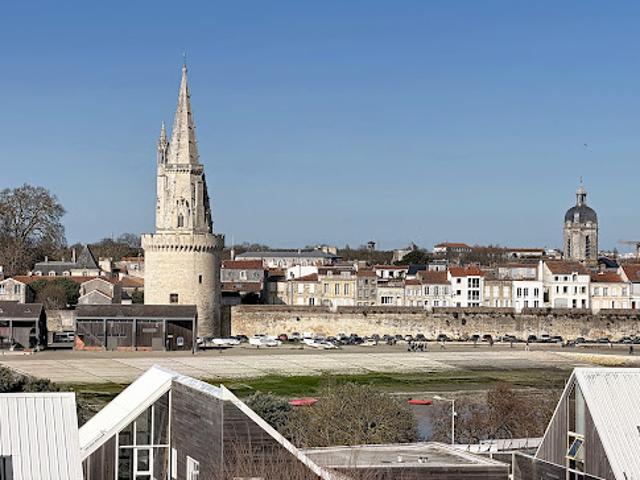 Vente Appartement 5 pièces 200.1 m2 La Rochelle