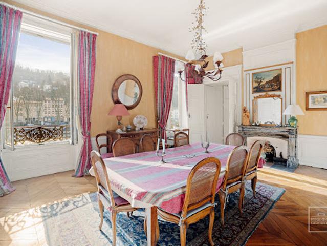 Vente Appartement 5 pièces 202.75 m2 Lyon 1er