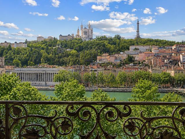 Vente Appartement 5 pièces 250 m2 Lyon 2ème