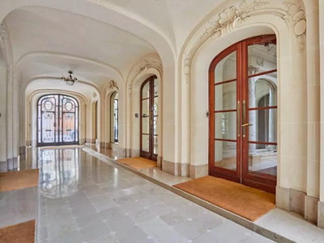 Vente Appartement 7 pièces 293.85 m2 Paris 17ème