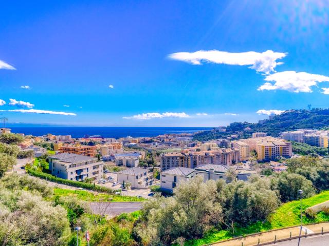 Vente Appartement 5 pièces Vue Mer Ville Di Pietrabugno