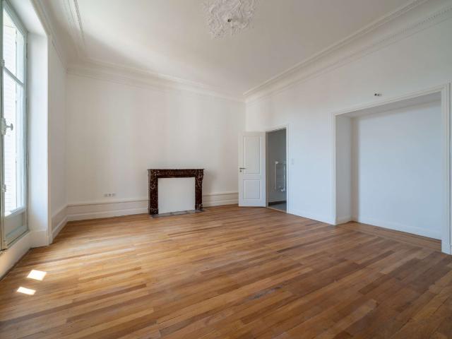 Vente appartement 5 pièces Nantes Centre Ville 44