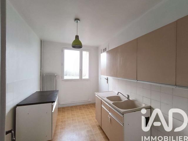 Vente appartement 5 pièces Prix lès Mézières 08