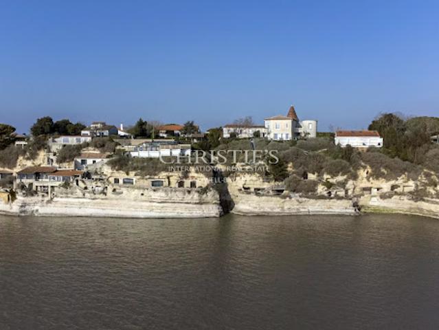 Vente Appartement 6 pièces 88.98 m2 Meschers sur Gironde