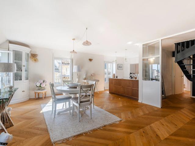 Vente Appartement 6 pièces 97.76 m2 Bordeaux
