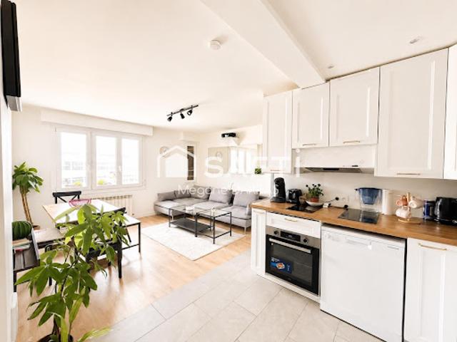 Vente Appartement 6 pièces 94 m2 Reims