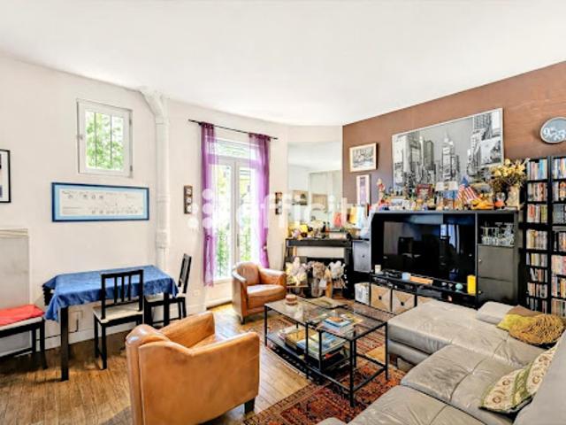 Vente Appartement 6 pièces 100 m2 Courbevoie