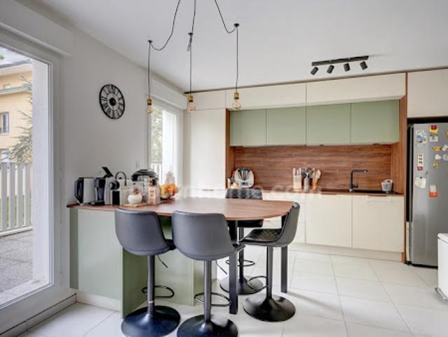Vente Appartement 6 pièces 105 m2 Craponne