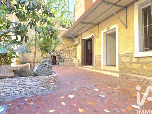 Vente Appartement 6 pièces 111 m2 Sartene