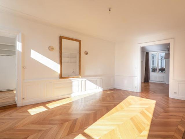 Vente Appartement 6 pièces 117.62 m2 Paris 1er