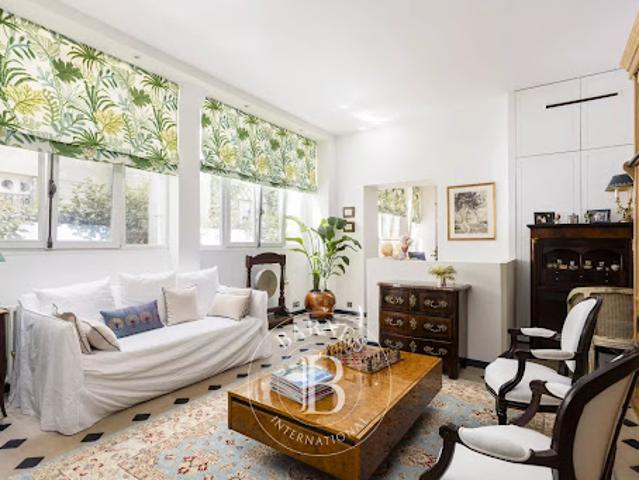 Vente Appartement 6 pièces 117.88 m2 Paris 7ème
