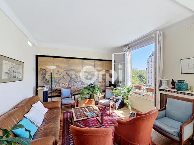 Vente Appartement 6 pièces 121.75 m2 Paris 15ème
