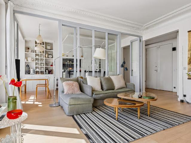 Vente Appartement 6 pièces 122.44 m2 Paris 16ème