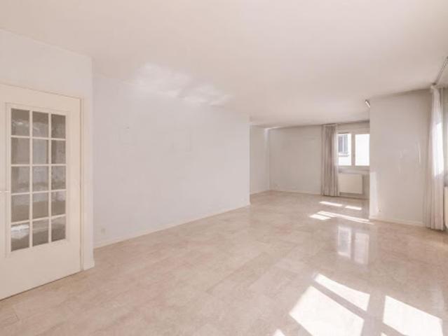 Vente Appartement 6 pièces 122.25 m2 Lyon 6ème
