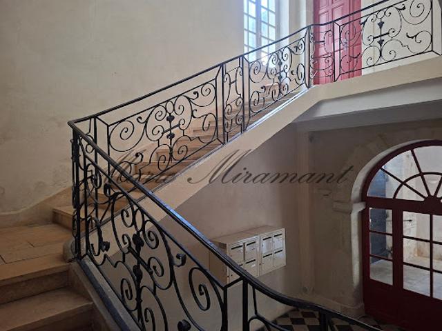 Vente Appartement 6 pièces 128 m2 Avignon