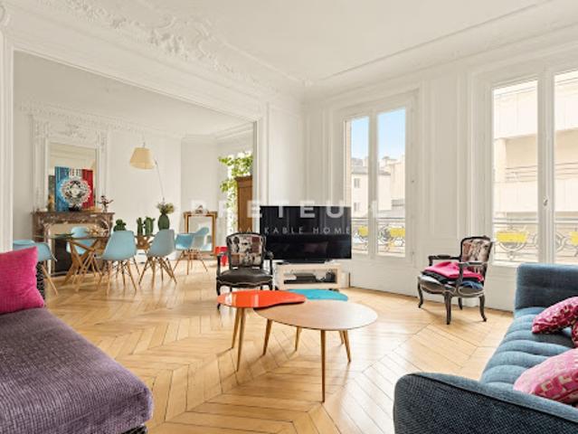 Vente Appartement 6 pièces 129.33 m2 Paris 7ème